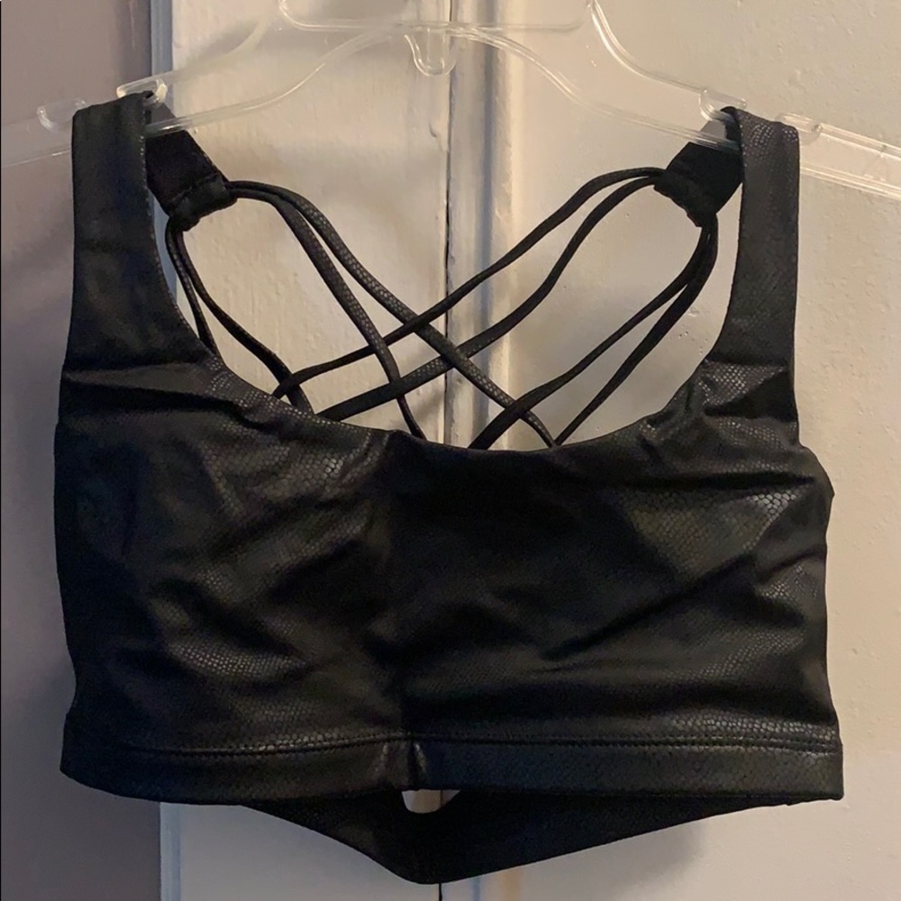 Onzie sport bra black